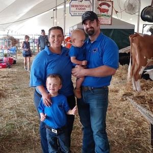 Meet your Posher, Laura